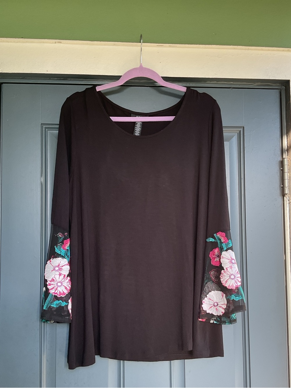 Black Floral-Embroidered Sleeve Women's Top